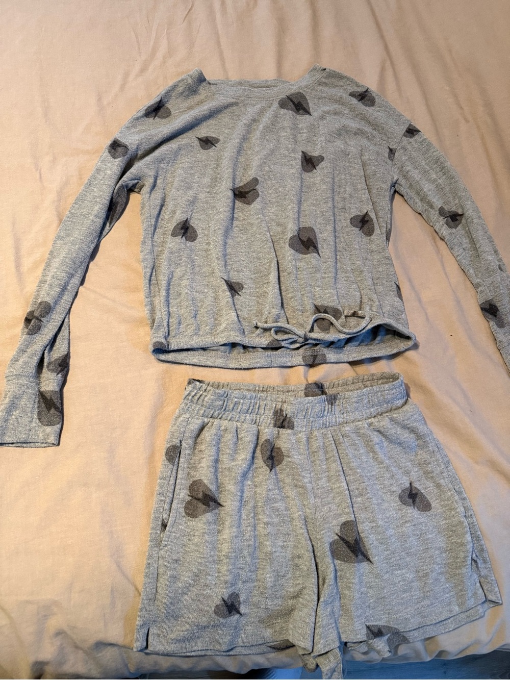 Gray Heart-Print Pajama Set - Long Sleeve Top & Shorts